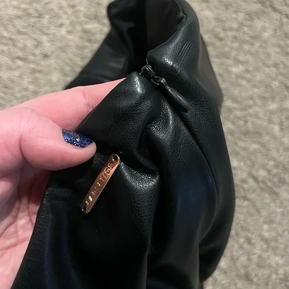 NWT Fabletics Women's High-Waisted Black Vegan Leather Leggings Size Large - Picture 6 of 9